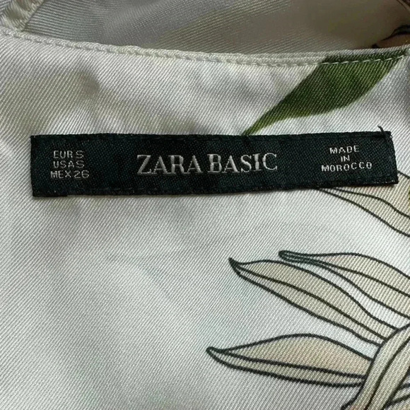 Zara Basic floral botanical garden print ivory white V neck 2/3 sleeves … - Picture 3 of 3